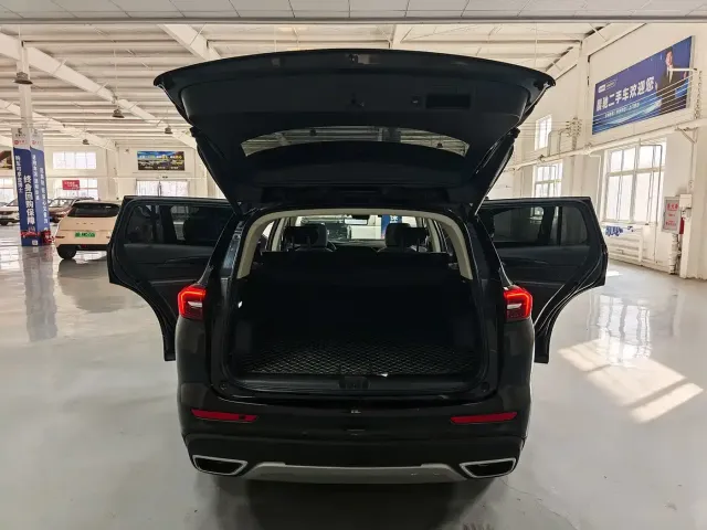 Buick Envision Plus — Фото автомобиля 16
