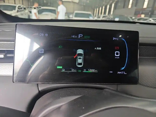 BYD Qin PLUS — Фото автомобиля 11