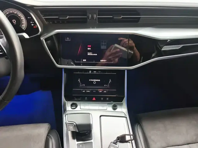 Audi A6L — Фото автомобиля 12