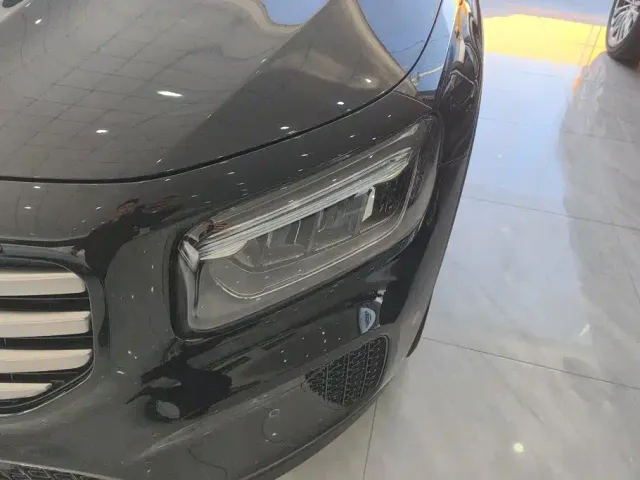 Mercedes-Benz GLB-Class — Фото автомобиля 5