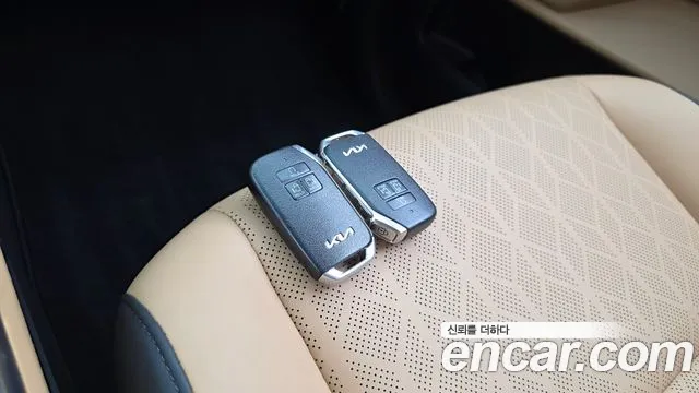 Kia Carnival 4th Gen — Фото автомобиля 18