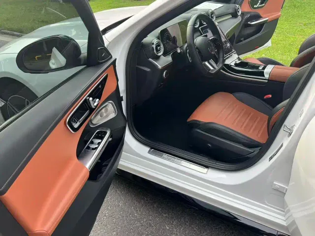 Mercedes-Benz C-Class — Фото автомобиля 11