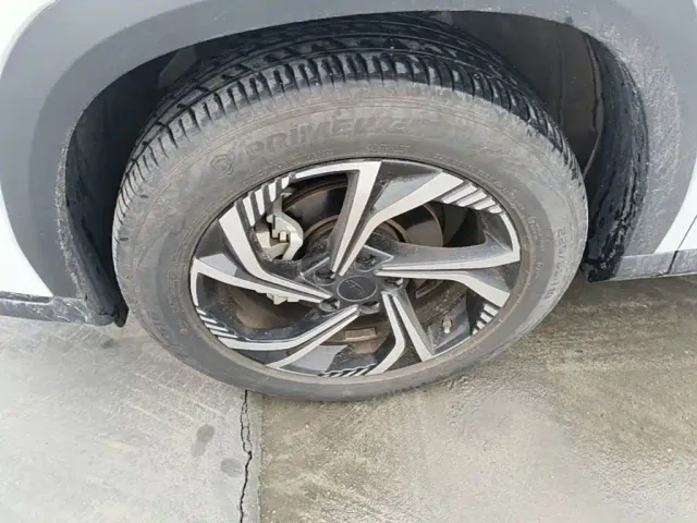 Geely Boyue — Фото автомобиля 22