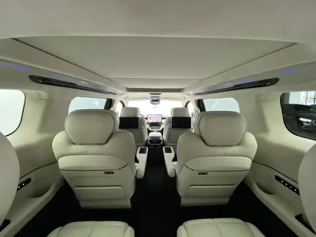 Geely Yizhen L380 — Фото автомобиля 28