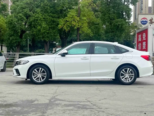 Honda Civic — Фото автомобиля 4