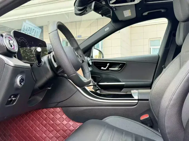 Mercedes-Benz C-Class — Фото автомобиля 6