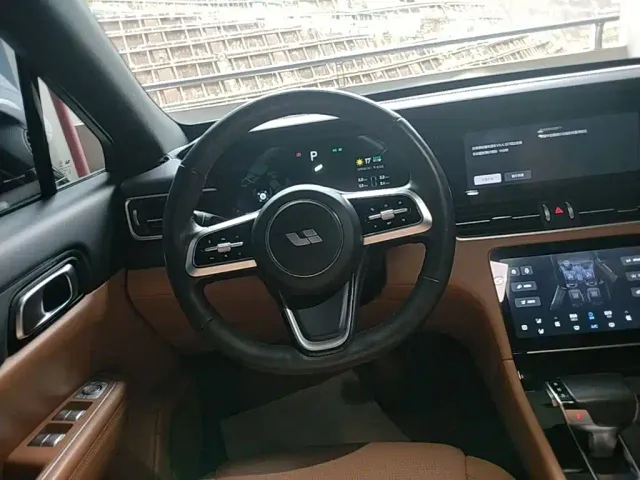 Li Auto ONE — Фото автомобиля 14