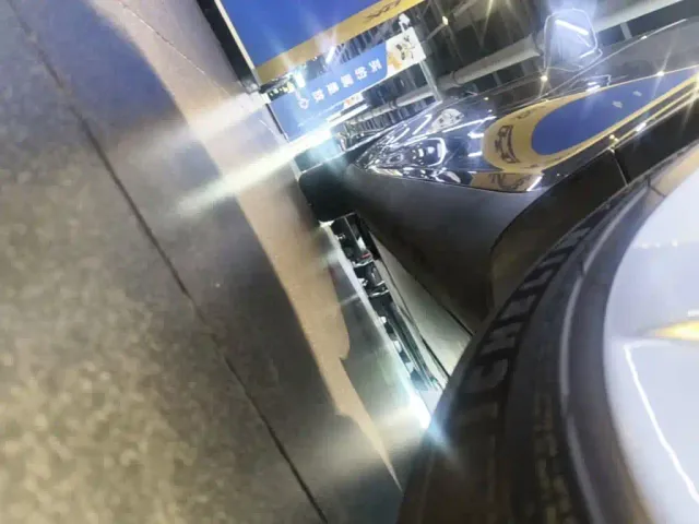 Tesla Model Y — Фото автомобиля 21