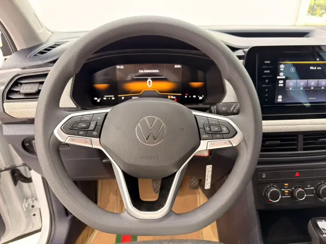 Volkswagen Tharu — Фото автомобиля 11