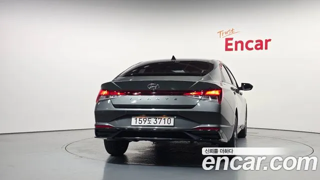 Hyundai AVANTE Avante (CN7) — Фото автомобиля 4