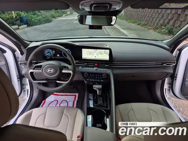 Hyundai Avante CN7 — Фото автомобиля 16