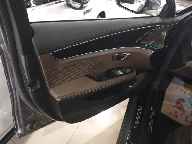 BYD Han — Фото автомобиля 7