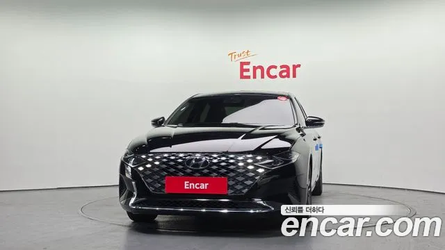 Hyundai Grandeur Новый Grandeur IG 3.0 LPi (Для проката) — Фото автомобиля 4