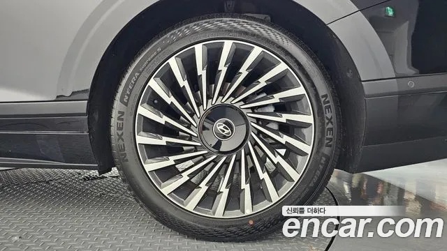 Hyundai Grandeur GN7 — Фото автомобиля 6