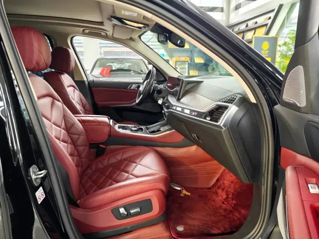 BMW X5 — Фото автомобиля 12