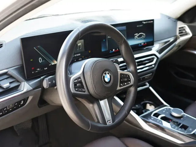 BMW 3 Series — Фото автомобиля 11