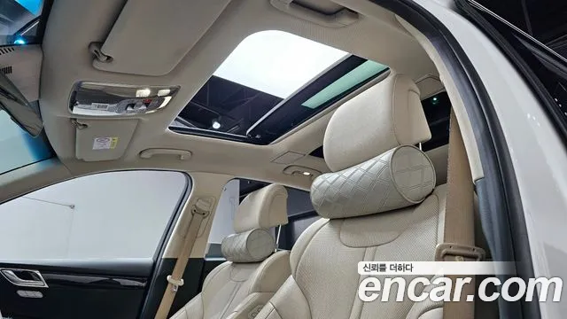 Genesis GV80 — Фото автомобиля 23