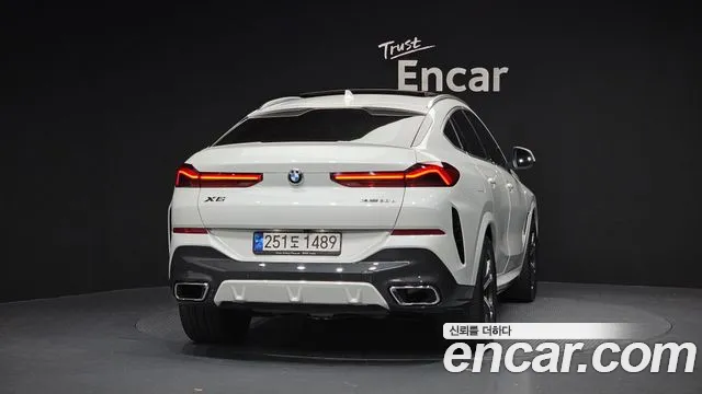 BMW X6 — Фото автомобиля 4