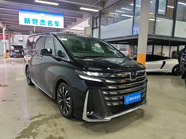 Toyota Vellfire — Фото автомобиля 3