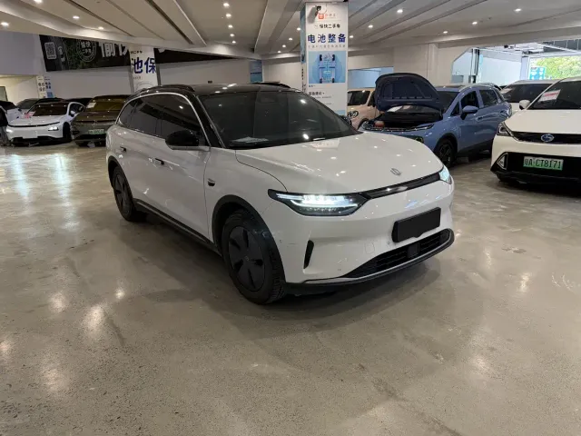 Leapmotor C11 — Фото автомобиля 3
