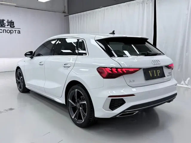 Audi A3 — Фото автомобиля 4