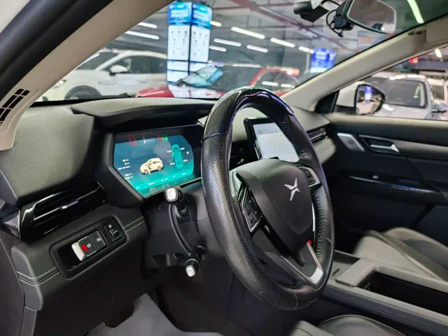 Xpeng G3 — Фото автомобиля 8