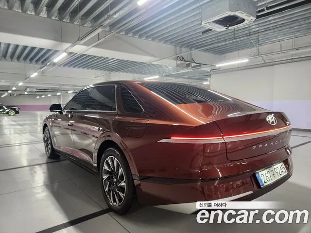 Hyundai Grandeur GN7 — Фото автомобиля 4