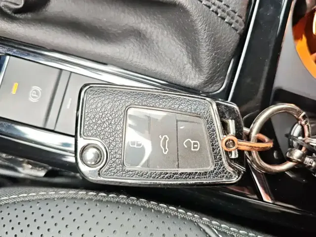 Volkswagen Passat — Фото автомобиля 16