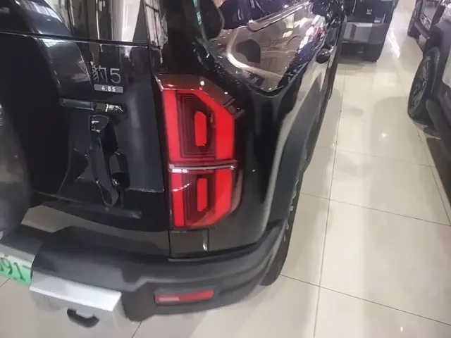 BYD FangChengBao Leopard 5 — Фото автомобиля 7