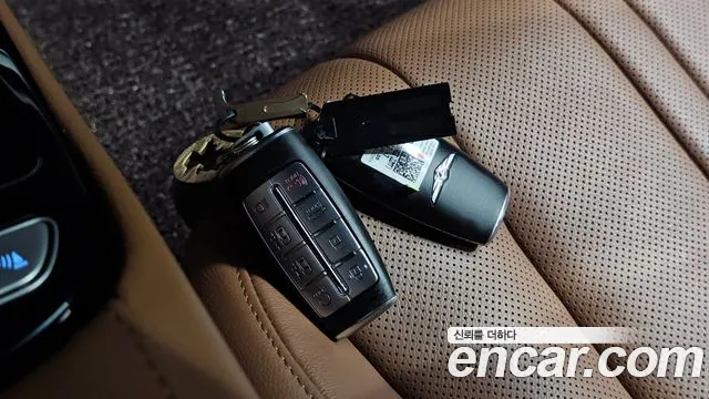 Genesis G80 Бензин 2.5 турбо 2WD — Фото автомобиля 26