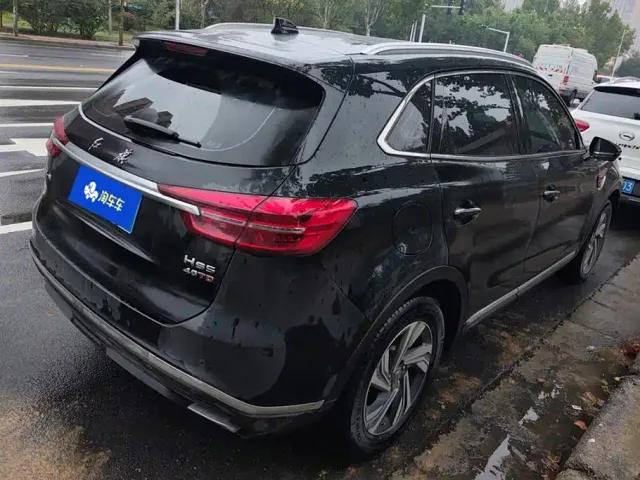 Hongqi HS5 — Фото автомобиля 3