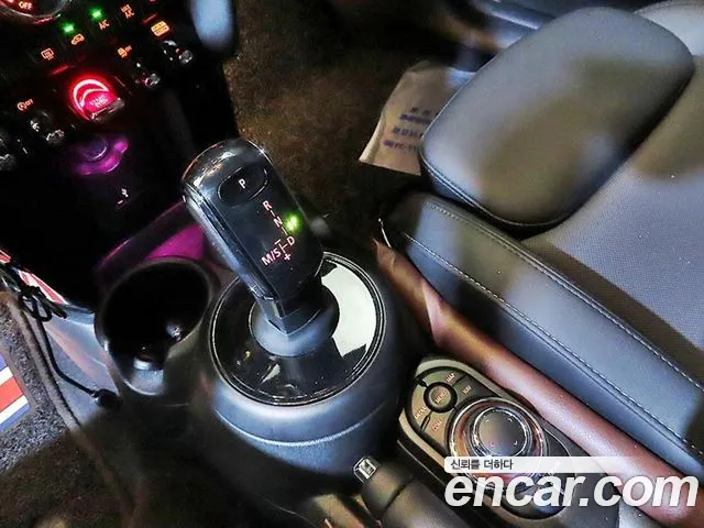 MINI Cooper Convertible — Фото автомобиля 15