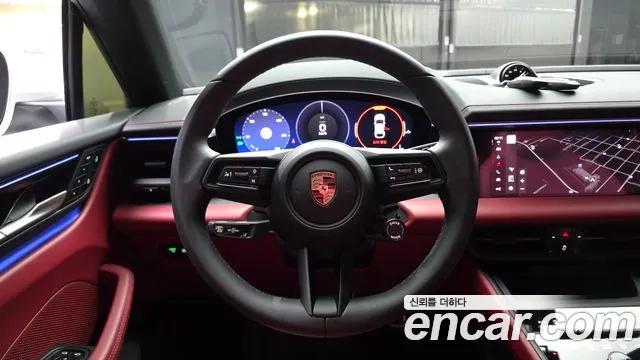 Porsche Macan — Фото автомобиля 13