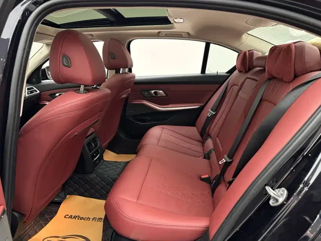 BMW 3 Series — Фото автомобиля 9
