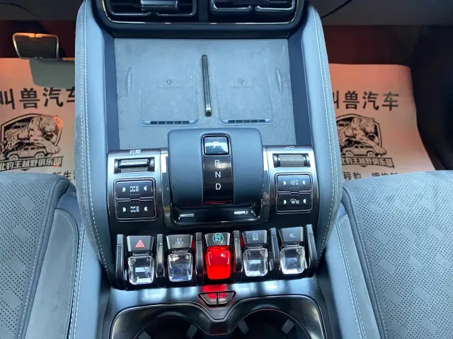 BYD FangChengBao Leopard 5 — Фото автомобиля 11