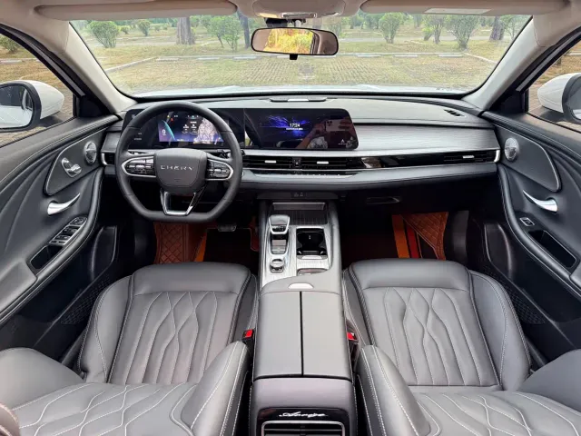 Chery Arrizo 8 — Фото автомобиля 6