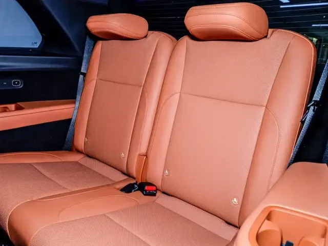 Li Auto Li L8 2025 Max Smart Renewal Edition — Фото автомобиля 29