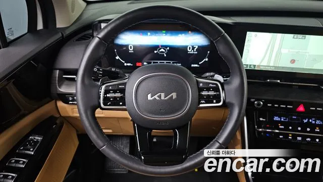 Kia Carnival Generation 4 — Фото автомобиля 20