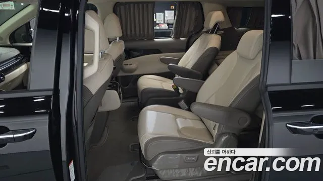 Kia Carnival 4th Gen — Фото автомобиля 16
