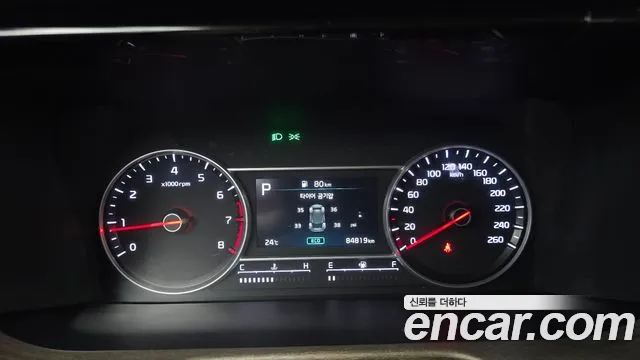 Kia Sorento Sorento 4-е поколение Бензин 2.5T 2WD — Фото автомобиля 8