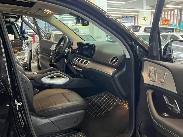 Mercedes-Benz GLE-Class — Фото автомобиля 9