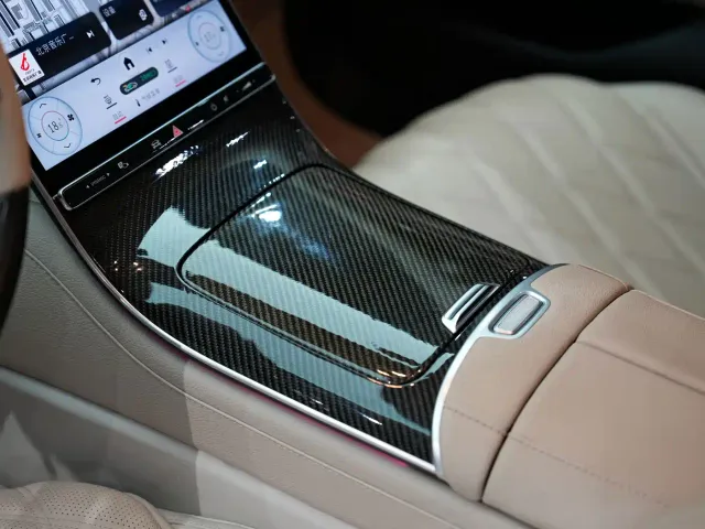Mercedes-Benz S-Class — Фото автомобиля 25