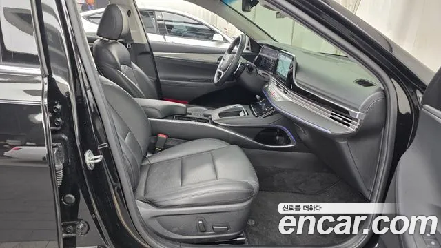 Hyundai Grandeur New — Фото автомобиля 11