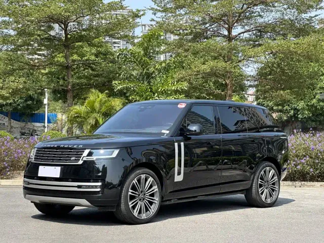 Фотография автомобиля — Land Rover Range Rover