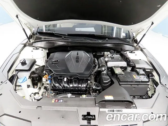 Hyundai Grandeur New — Фото автомобиля 19