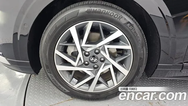 Hyundai Grandeur Grandeur (GN7) 2.5 Бензин 2WD — Фото автомобиля 5