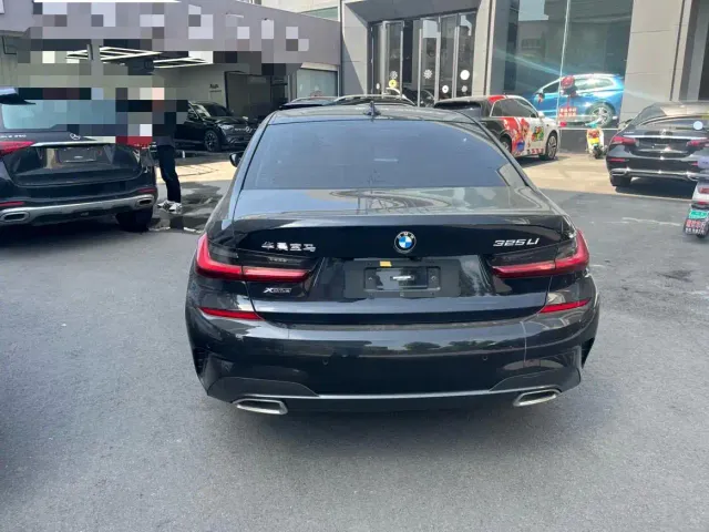 BMW 3 Series — Фото автомобиля 8