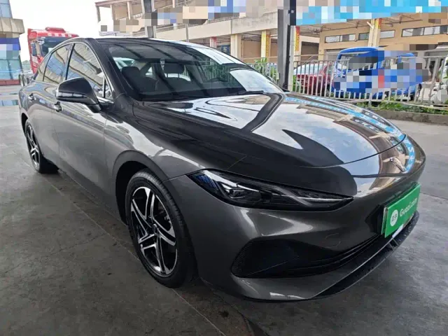 Roewe D7 — Фото автомобиля 3