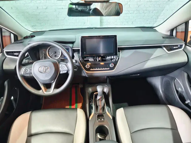 Toyota Corolla — Фото автомобиля 8