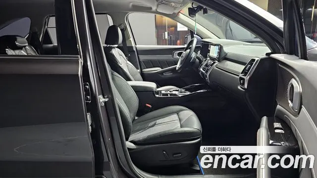 Kia Sorento Sorento 4-е поколение Бензин 2.5T 4WD — Фото автомобиля 10